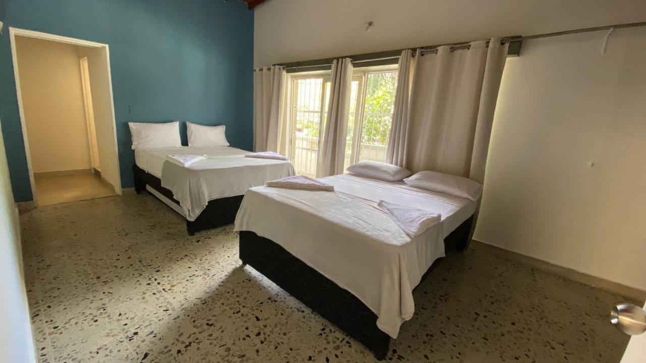 Aparta Hotel Mediterraneo Estadio Medellín Esterno foto